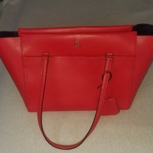Tory Burch Tote NWT with cloth cover